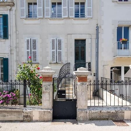 Superbe Appartement Facon Loft A 2 Pas Du Centre ! La Rochelle  Exterior photo