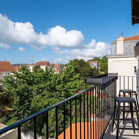 Superbe Appartement Facon Loft A 2 Pas Du Centre ! La Rochelle  Exterior photo