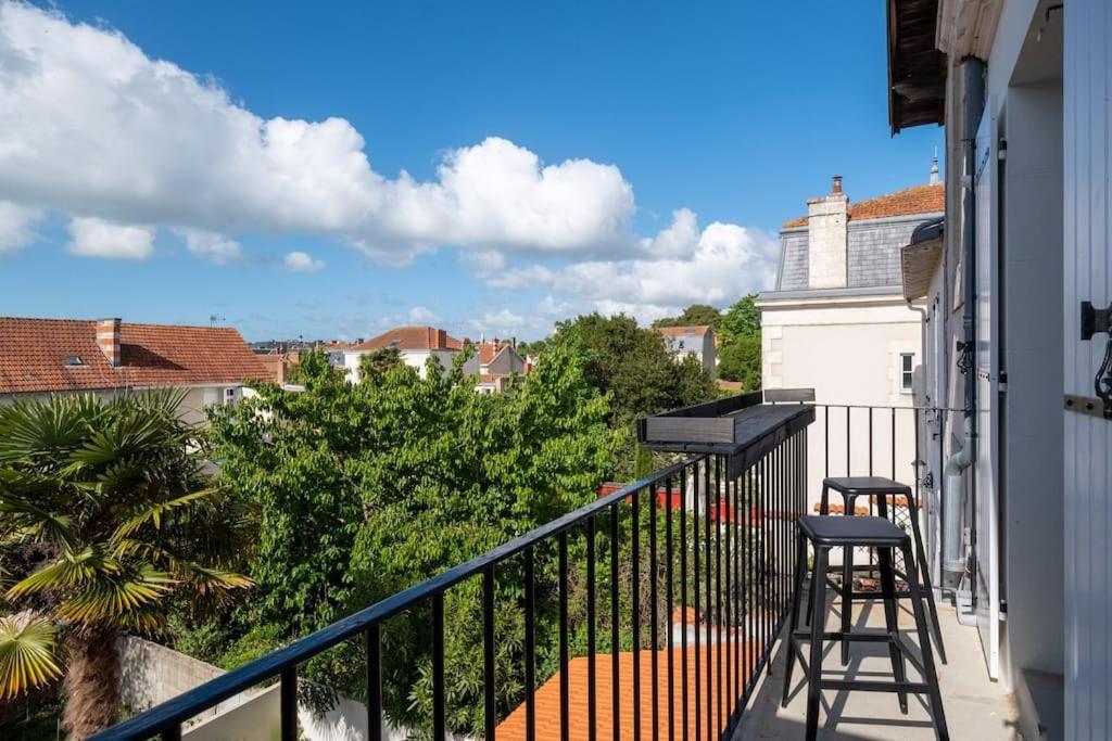 Superbe Appartement Facon Loft A 2 Pas Du Centre ! La Rochelle  Exterior photo