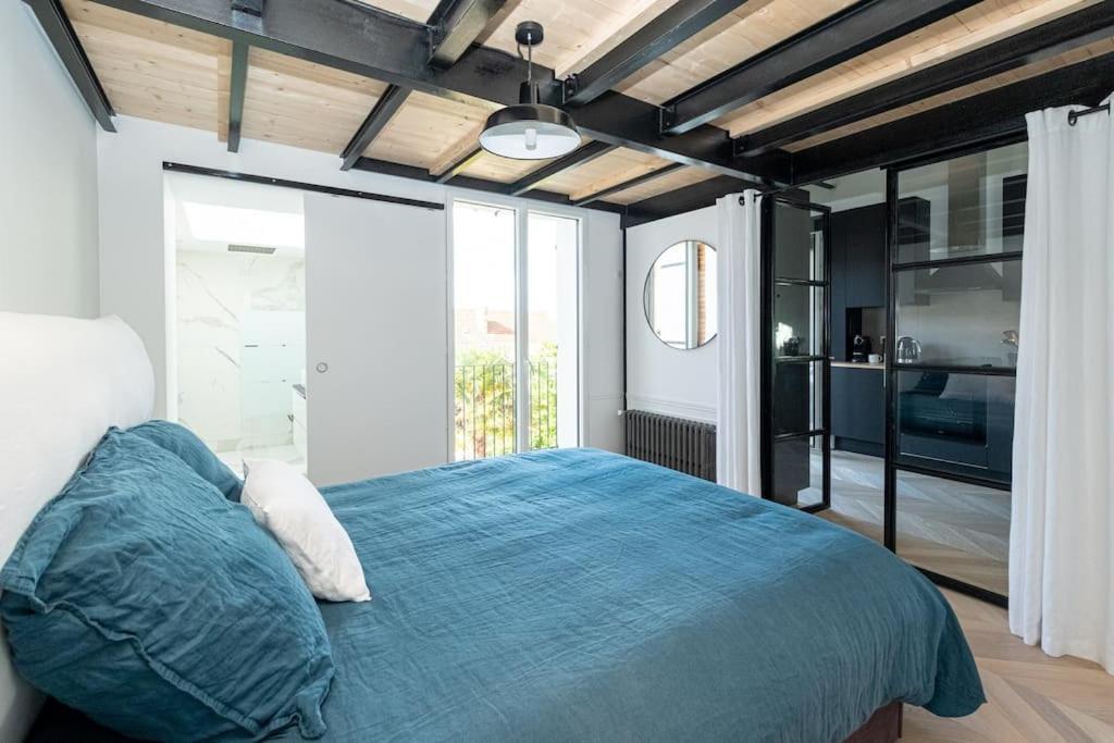 Superbe Appartement Facon Loft A 2 Pas Du Centre ! La Rochelle  Exterior photo